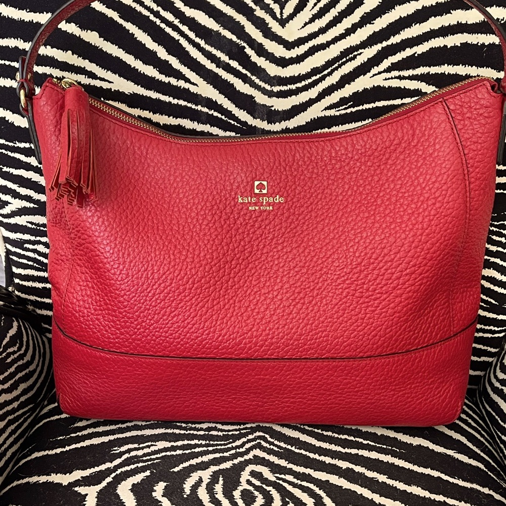 Kate Spade RED Cobble Hill Finley Pebble Leather Hobo Bag MSRP $348 Near MINT!